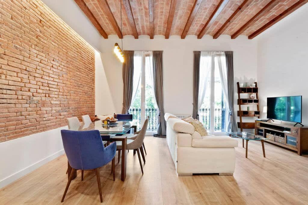 Apartment Arc De Triomf Luxury Modern 2-bedroom 2-bathroom *